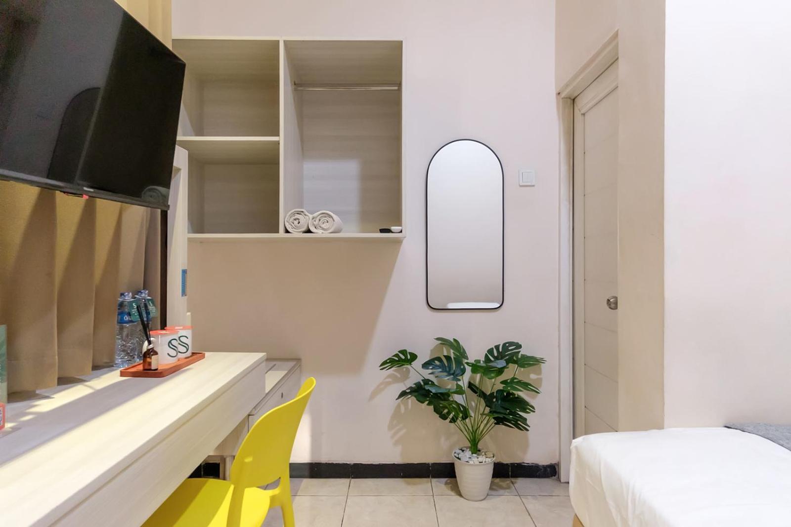 Mono Coliving Kertajaya Syariah, Sby Hotel Surabaya Eksteriør billede